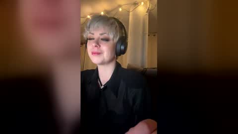 the_arctic_beaty online show from March 1, 10:45 pm