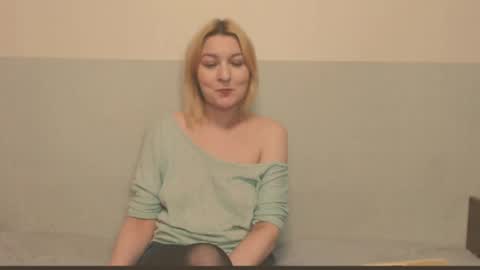 Eva online show from May 14, 10:27 pm