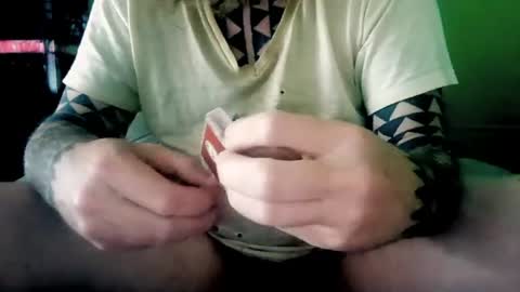 chrisy online show from August 1, 7:46 pm