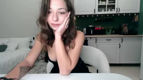 Snapshot of the_death_killer_ chatting on November 5, 4:18 pm Mia online show from November 5, 4:18 pm