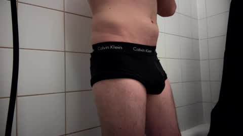 Snapshot of the_delicious_19 chatting on January 23, 6:14 pm the_delicious_19 online show from January 23, 6:14 pm