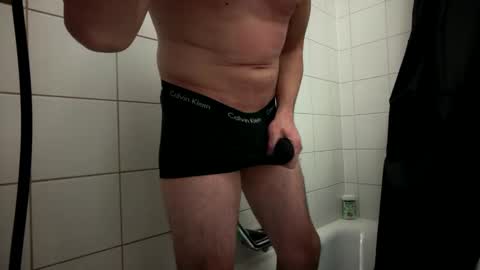 Snapshot of the_delicious_19 chatting on December 16, 6:46 pm the_delicious_19 online show from December 16, 6:46 pm