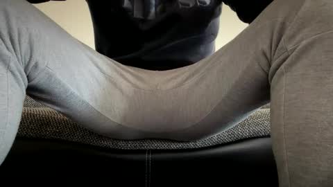 Snapshot of the_delicious_19 chatting on February 7, 11:58 am the_delicious_19 online show from February 7, 11:58 am