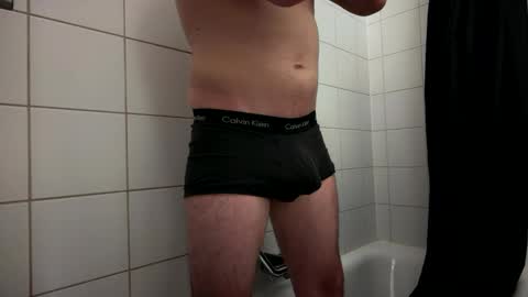 Snapshot of the_delicious_19 chatting on February 14, 2:03 pm the_delicious_19 online show from February 14, 2:03 pm