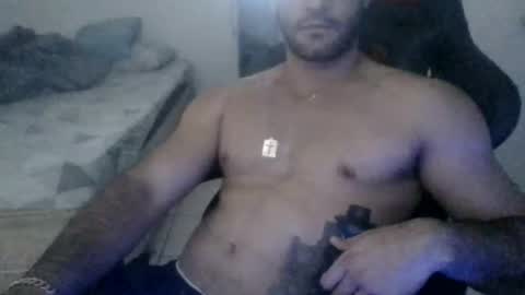 Snapshot of the_famous_666 chatting on January 13, 3:45 am Braza666 online show from January 13, 3:45 am