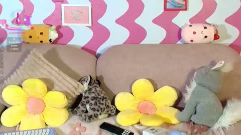 zoe online show from February 2, 3:16 am