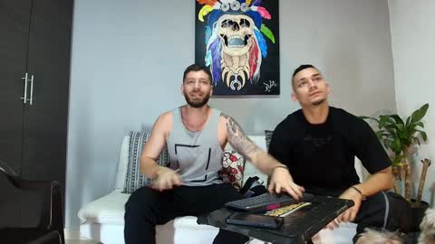 Snapshot of the_golden_boys chatting on December 2, 11:18 pm SCOTT THEO KAMERON GENDERSON online show from December 2, 11:18 pm