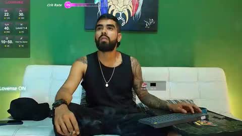 SCOTT  THEO  KAMERON  GENDERSON online show from November 8, 12:33 am