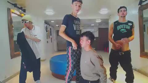 Snapshot of the_goodfellas chatting on January 5, 10:40 pm the goodfellas online show from January 5, 10:40 pm