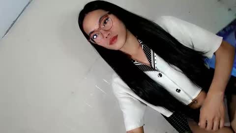 Snapshot of the_horny_bella chatting on March 18, 11:24 am the_horny_bella online show from March 18, 11:24 am