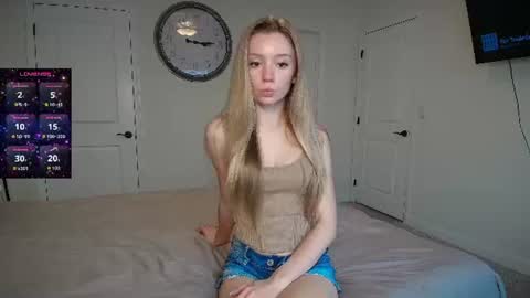 the_hotties online show from July 31, 9:14 pm