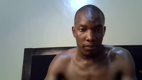 Snapshot of the_logking chatting on February 3, 11:48 am the_logking online show from February 3, 11:48 am