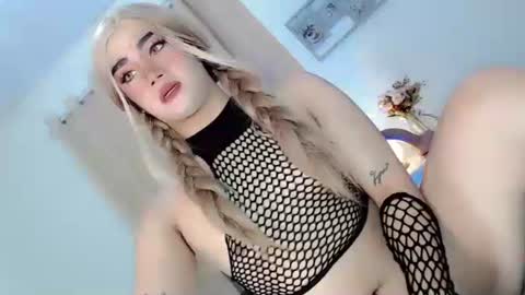 the_naughty_kyra online show from September 17, 11:34 am