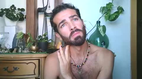 Snapshot of the_nomad_show chatting on October 10, 5:01 pm T online show from October 10, 5:01 pm