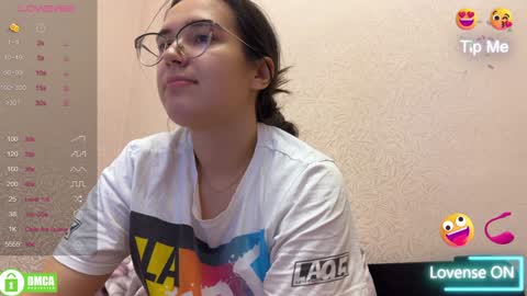 Snapshot of the_princese chatting on February 2, 8:51 pm Alice online show from February 2, 8:51 pm