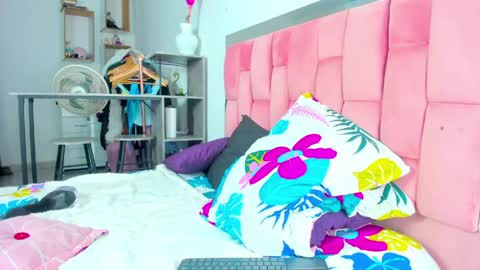 IGAleja queen1 online show from May 31, 11:06 am