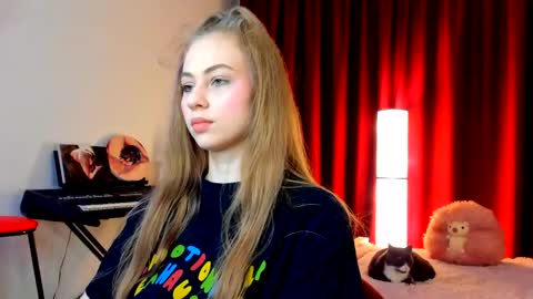 Snapshot of the_steel_magnolia_ chatting on March 19, 9:19 pm Ally STREAMING ON TWITCH NOW Check my Twitter for updates online show from March 19, 9:19 pm