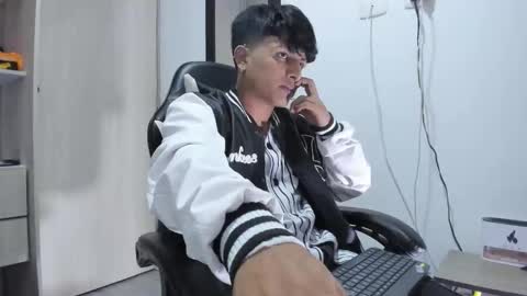 Danny online show from October 5, 3:49 am