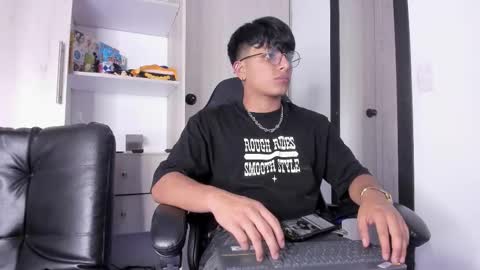 Danny online show from October 6, 4:32 am