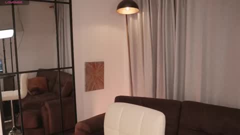 Thea online show from October 1, 11:00 pm