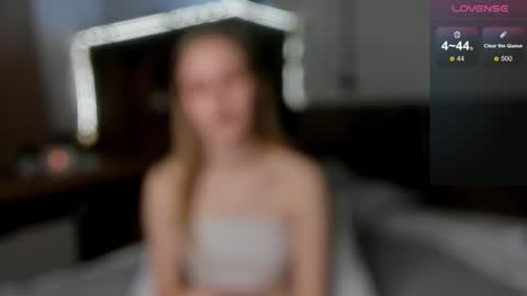 Kate online show from December 17, 5:58 pm