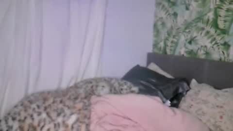 Snapshot of thealice_ chatting on May 31, 3:36 am alicaaa online show from May 31, 3:36 am