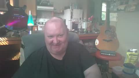 Snapshot of thealiensarecumming chatting on June 8, 1:28 am thealiensarecumming online show from June 8, 1:28 am