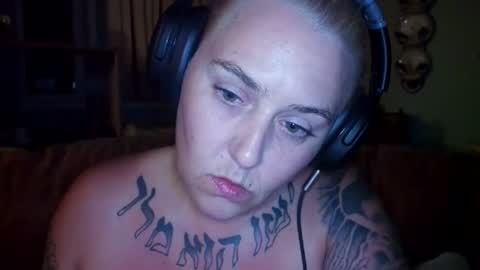 theauroramae -  online show from July 7, 5:32 am