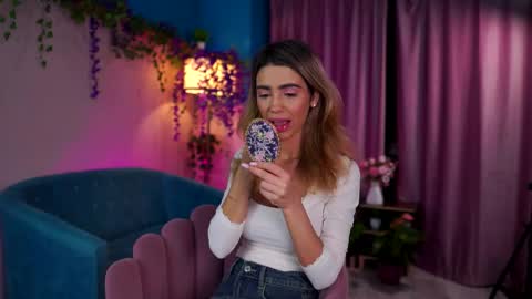 Snapshot of theayanna chatting on September 8, 6:29 pm Ayana online show from September 8, 6:29 pm