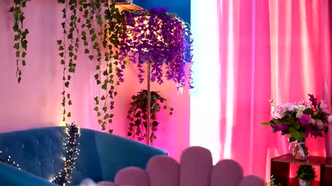 Snapshot of theayanna chatting on October 19, 9:32 am Ayana online show from October 19, 9:32 am