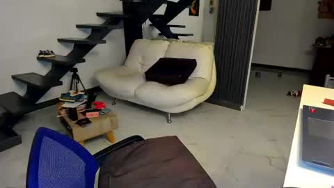 thebadwolf818 online show from July 13, 3:20 am