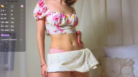 Snapshot of thebarbaraa chatting on February 19, 4:11 pm Barbara online show from February 19, 4:11 pm