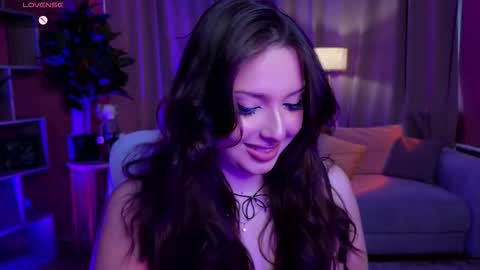 Lucy online show from September 24, 1:03 pm