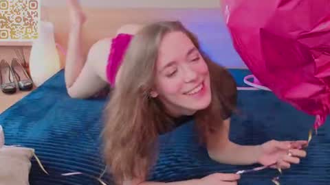 Emma 3 online show from June 20, 8:50 am