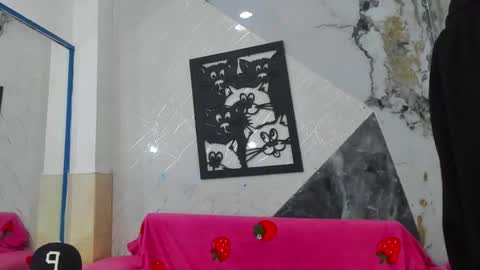 DEAN AND MARY online show from March 13, 8:59 pm