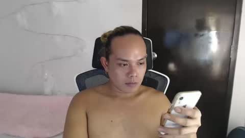 thebitch_cowbell online show from November 4, 8:24 am