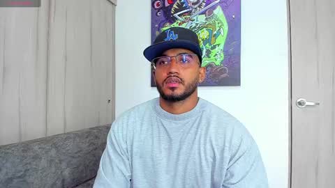 Snapshot of theblack_frank chatting on March 11, 3:23 pm theblack_frank online show from March 11, 3:23 pm