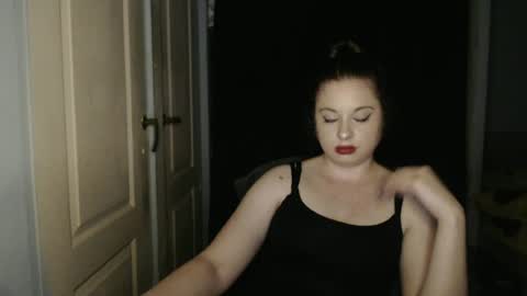 Snapshot of theblackdiamond194588 chatting on June 30, 5:58 pm raissa online show from June 30, 5:58 pm