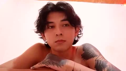 thebluesky_18 online show from September 12, 10:04 am