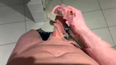 Snapshot of thebodythefeet chatting on February 26, 2:27 pm thebodythefeet online show from February 26, 2:27 pm