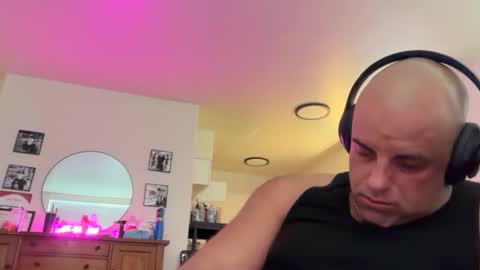 theBuzz777 online show from November 30, 4:11 pm