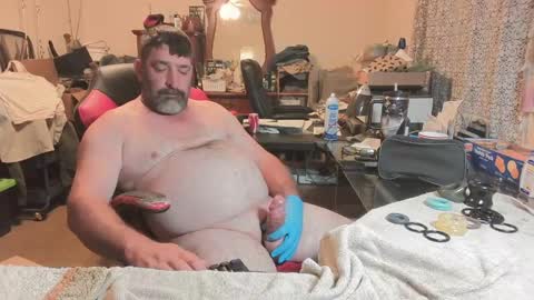 Snapshot of thecajunbator2 chatting on May 13, 2:14 pm Cajunbator online show from May 13, 2:14 pm