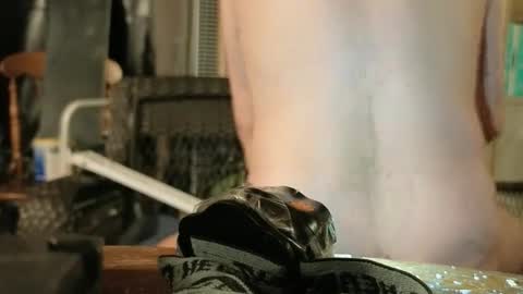 Snapshot of thedeviantdaddy chatting on March 4, 2:06 am DeviantDaddy online show from March 4, 2:06 am