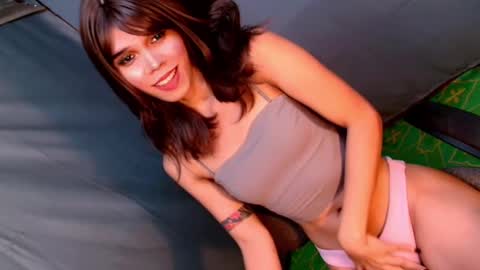 Lana But you can spell it backwards online show from February 8, 11:13 pm