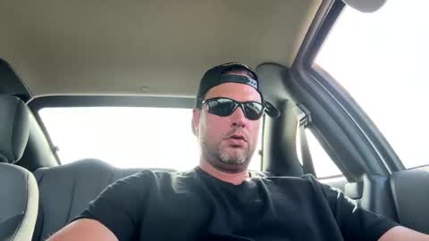 Snapshot of thedonald911 chatting on September 27, 7:52 pm Carter Bates online show from September 27, 7:52 pm