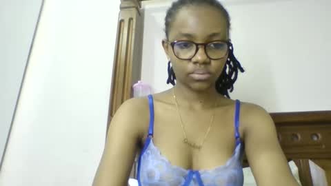 Snapshot of theequinn chatting on September 20, 9:10 am theequinn online show from September 20, 9:10 am