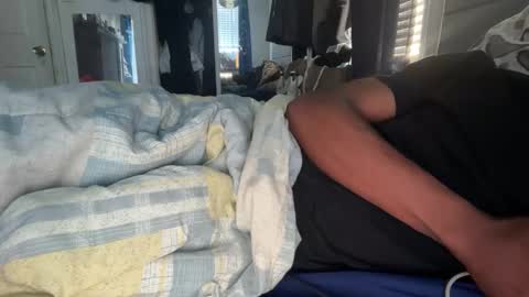 theeshooterr online show from October 1, 5:08 pm