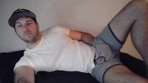 Theetwohander online show from April 25, 2:47 am