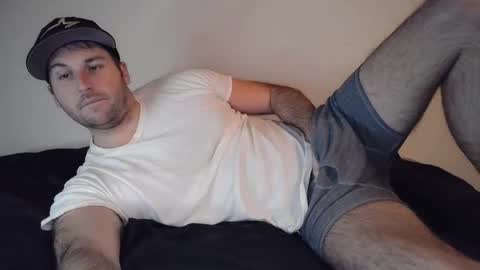 Theetwohander online show from May 1, 3:22 am