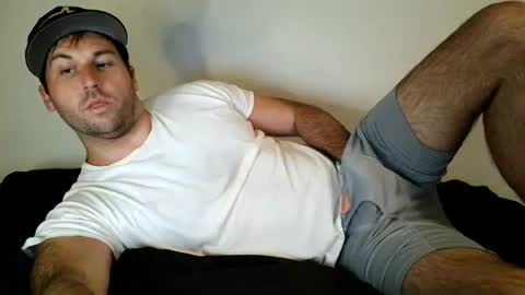 Theetwohander online show from June 17, 2:47 am